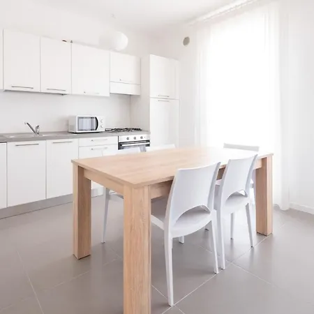 Finisterrae 8 - Immobiliare Living Daire *